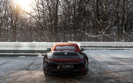 Porsche 911, 2021 год, 19 000 000 рублей, 5 фотография