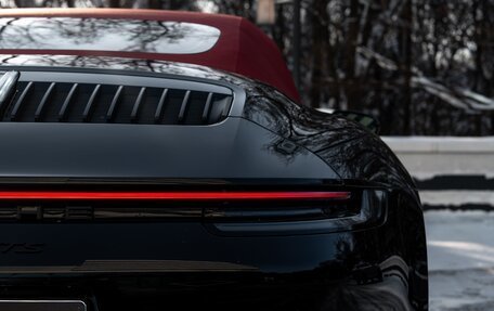 Porsche 911, 2021 год, 19 000 000 рублей, 13 фотография