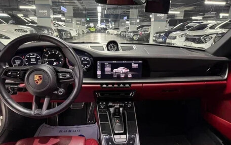 Porsche 911, 2024 год, 15 730 000 рублей, 6 фотография