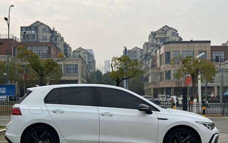 Volkswagen Golf VIII, 2022 год, 2 197 000 рублей, 4 фотография