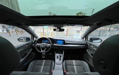 Volkswagen Golf VIII, 2022 год, 2 197 000 рублей, 10 фотография