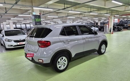 Hyundai Venue I, 2022 год, 1 718 000 рублей, 3 фотография