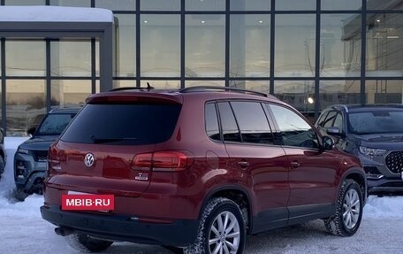 Volkswagen Tiguan I, 2015 год, 1 399 000 рублей, 5 фотография