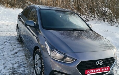 Hyundai Solaris II рестайлинг, 2019 год, 1 590 000 рублей, 2 фотография