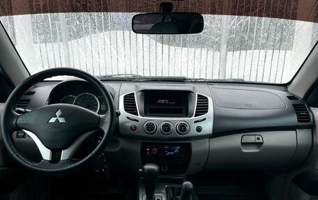 Mitsubishi L200 IV рестайлинг, 2011 год, 1 199 000 рублей, 10 фотография