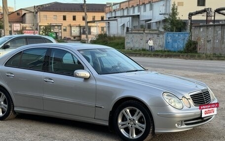 Mercedes-Benz E-Класс, 2003 год, 2 200 000 рублей, 2 фотография