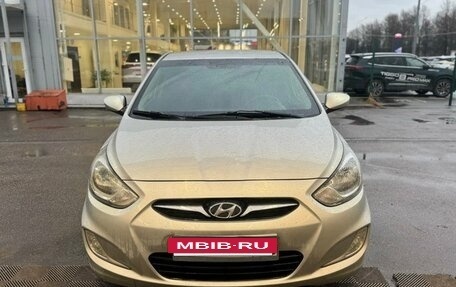 Hyundai Solaris II рестайлинг, 2011 год, 845 000 рублей, 3 фотография
