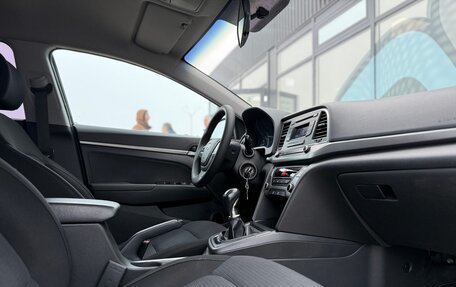Hyundai Elantra VI рестайлинг, 2016 год, 1 097 000 рублей, 7 фотография