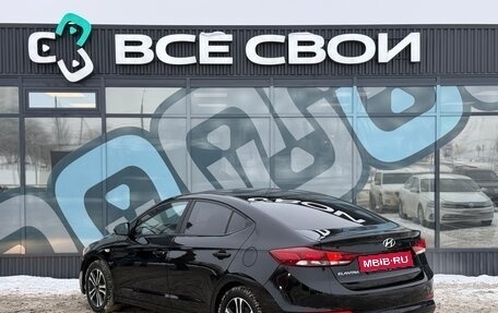 Hyundai Elantra VI рестайлинг, 2016 год, 1 097 000 рублей, 3 фотография