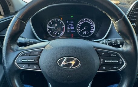 Hyundai Santa Fe IV, 2019 год, 3 000 000 рублей, 20 фотография