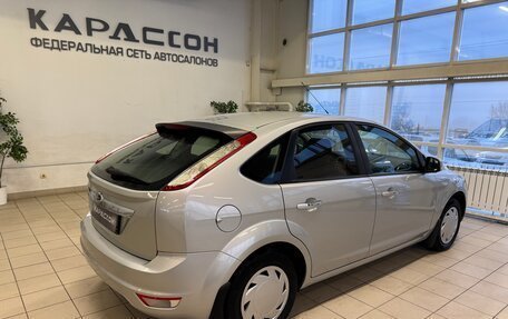 Ford Focus II рестайлинг, 2009 год, 645 000 рублей, 2 фотография