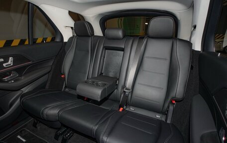 Mercedes-Benz GLE, 2025 год, 15 000 000 рублей, 15 фотография