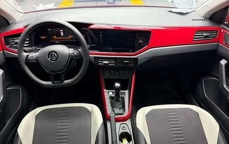 Volkswagen Polo, 2023 год, 1 680 000 рублей, 8 фотография