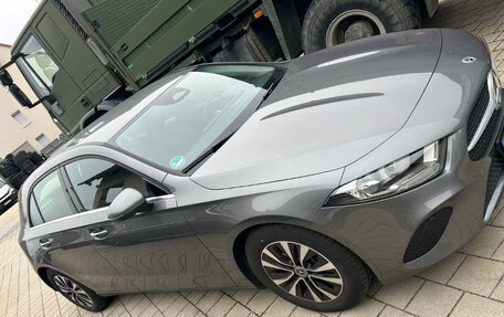 Mercedes-Benz A-Класс, 2025 год, 4 837 000 рублей, 3 фотография