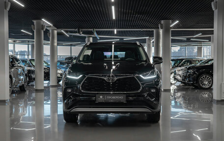 Toyota Highlander, 2025 год, 5 600 000 рублей, 3 фотография