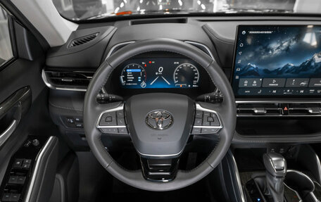 Toyota Highlander, 2025 год, 5 600 000 рублей, 11 фотография