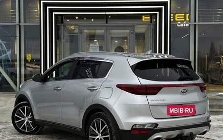 KIA Sportage IV рестайлинг, 2018 год, 2 049 000 рублей, 5 фотография