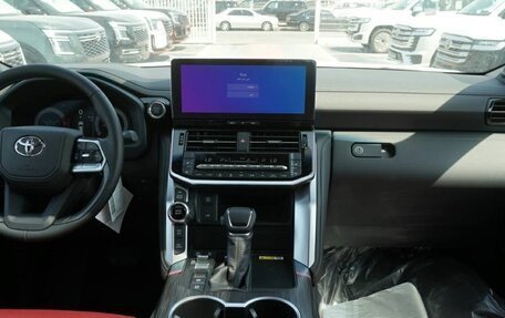 Toyota Land Cruiser, 2025 год, 12 700 000 рублей, 10 фотография