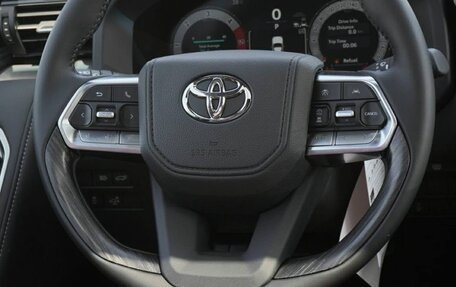 Toyota Land Cruiser, 2025 год, 12 700 000 рублей, 11 фотография