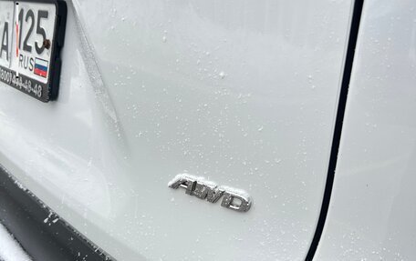 Toyota RAV4, 2021 год, 2 430 000 рублей, 14 фотография