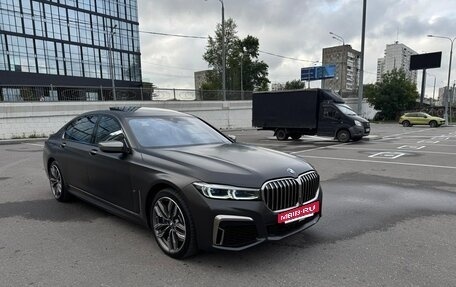 BMW 7 серия, 2019 год, 10 200 000 рублей, 3 фотография