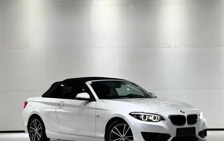 BMW 2 серия F22, 2018 год, 1 550 000 рублей, 3 фотография
