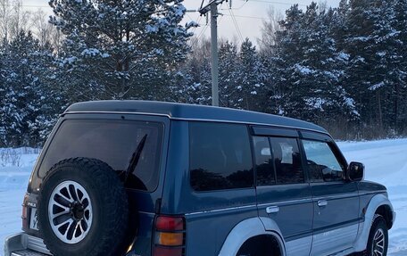 Mitsubishi Pajero III рестайлинг, 1992 год, 700 000 рублей, 4 фотография