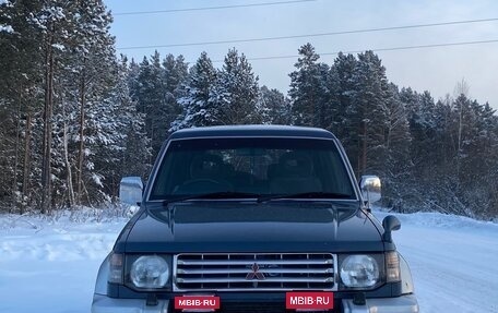 Mitsubishi Pajero III рестайлинг, 1992 год, 700 000 рублей, 2 фотография