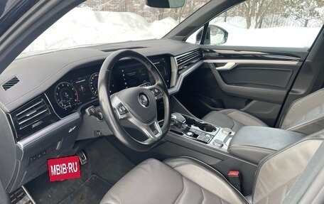 Volkswagen Touareg III, 2019 год, 4 850 000 рублей, 16 фотография