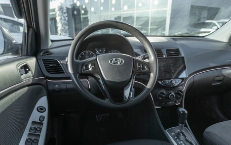 Hyundai Solaris II рестайлинг, 2012 год, 670 000 рублей, 7 фотография