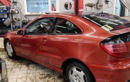 Mercedes-Benz C-Класс, 2001 год, 550 000 рублей, 3 фотография