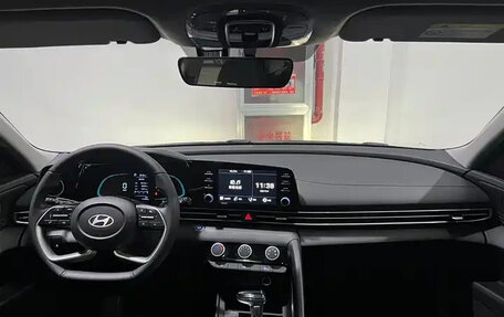 Hyundai Elantra, 2023 год, 1 217 000 рублей, 9 фотография