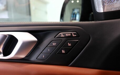 BMW X7, 2023 год, 16 990 000 рублей, 15 фотография