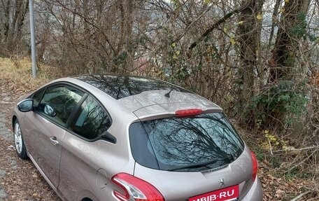 Peugeot 208 II, 2013 год, 850 000 рублей, 8 фотография