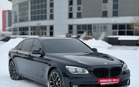BMW 7 серия, 2012 год, 2 680 000 рублей, 14 фотография