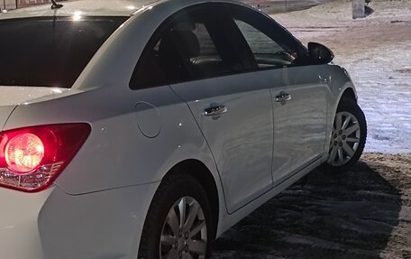 Chevrolet Cruze II, 2013 год, 780 000 рублей, 4 фотография