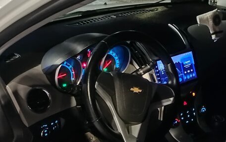 Chevrolet Cruze II, 2013 год, 780 000 рублей, 5 фотография