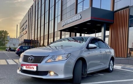 Toyota Camry, 2013 год, 1 649 000 рублей, 2 фотография