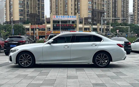 BMW 3 серия, 2021 год, 2 690 000 рублей, 8 фотография