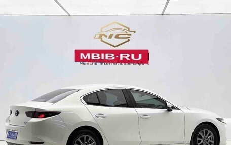 Mazda 3, 2021 год, 1 630 000 рублей, 4 фотография