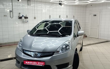 Honda Fit Shuttle I рестайлинг, 2012 год, 1 150 000 рублей, 1 фотография