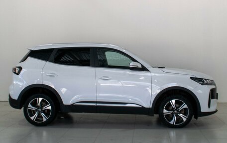 Chery Tiggo 4 I рестайлинг, 2024 год, 1 690 000 рублей, 3 фотография