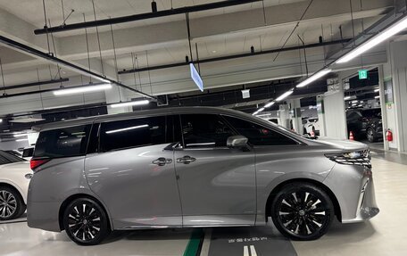 Toyota Alphard, 2025 год, 10 777 123 рублей, 3 фотография