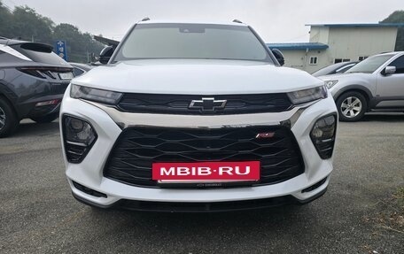 Chevrolet TrailBlazer, 2022 год, 1 270 000 рублей, 2 фотография