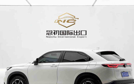 Honda Vezel, 2023 год, 2 000 000 рублей, 6 фотография