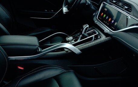 Geely Atlas, 2024 год, 1 690 000 рублей, 4 фотография