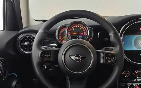 MINI Hatch, 2021 год, 1 750 000 рублей, 5 фотография