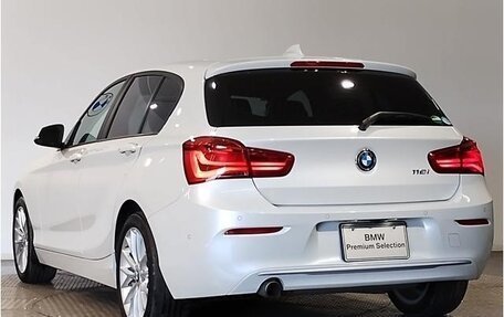 BMW 1 серия, 2018 год, 1 400 000 рублей, 4 фотография