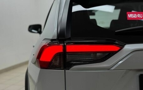 Toyota RAV4, 2025 год, 4 400 000 рублей, 10 фотография