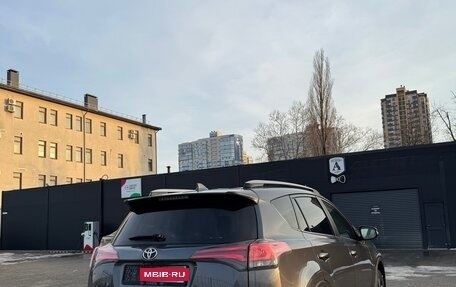 Toyota RAV4, 2018 год, 1 150 000 рублей, 3 фотография